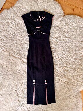 Stop Staring Bombshell Wiggle Pencil Dress Black and Pink NWOT Size S (Fits XS)